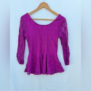 BONGO Fuchsia‎ Lace Peplum Blouse